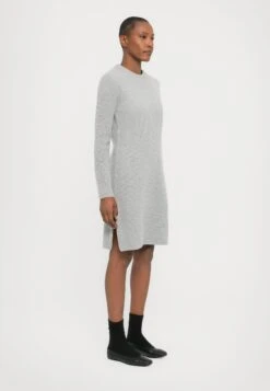 CLOSED CREW NECK DRESS LONG SLEEVE - Jumper Dress - Light Grey Melange -Modern Classic Shoes Store 000aa38786f349d6be04ce9f845f9aee