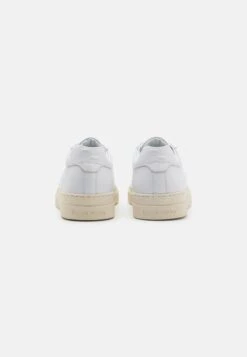 Filling Pieces TIEBREAK CORE - Trainers - White -Modern Classic Shoes Store 061cb5dd019844f9872a92e6629cdf32