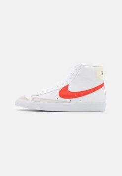 Nike Sportswear Blazer Mid '77 Vntg - High-Top Trainers - White/Picante Red/Coconut Milk/Black