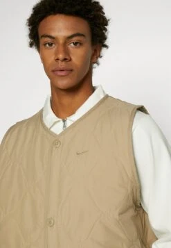 Nike Sportswear Vest - Waistcoat - Khaki -Modern Classic Shoes Store 0671ac4f3bc44105b6b5b4d3c39c06c8