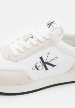 Calvin Klein Jeans Retro Runner - Trainers - Bright White 11 Calvin Klein Jeans Retro Runner - Trainers - Bright White -Modern Classic Shoes Store 0803ba6b53b047099a801db10f531315