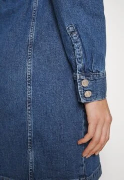 Puff Dress Med Osceola - Denim Dress - Medium Wash -Modern Classic Shoes Store 08071ea452e944f0be35f91aab320028