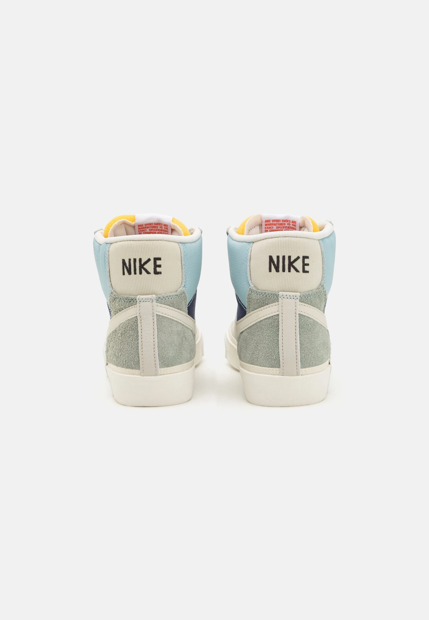Nike Sportswear Blazer Mid 77 Pro Club - High-Top Trainers - Mica Green/Light Bone/Midnight Navy/Ocean Bliss/Sail 3 Nike Sportswear Blazer Mid 77 Pro Club - High-Top Trainers - Mica Green/Light Bone/Midnight Navy/Ocean Bliss/Sail - Image 3