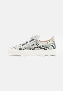 Giuseppe Zanotti Trainers - Offwhite