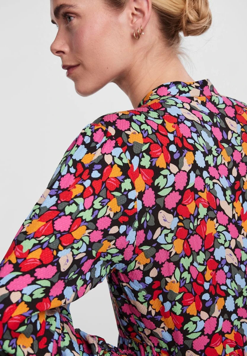 Yasalira Long Shirt Dress - Shirt Dress - Garden Topiaryaop Small Flower Print 4 Yasalira Long Shirt Dress - Shirt Dress - Garden Topiaryaop Small Flower Print - Image 4