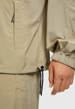 ESPRIT Mit Halbem Zipper - Windbreaker - Sand -Modern Classic Shoes Store 0bd6c6c8155a4990975a153145ce49a9