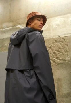 Jordan Waterproof Jacket - Dark Shadow
