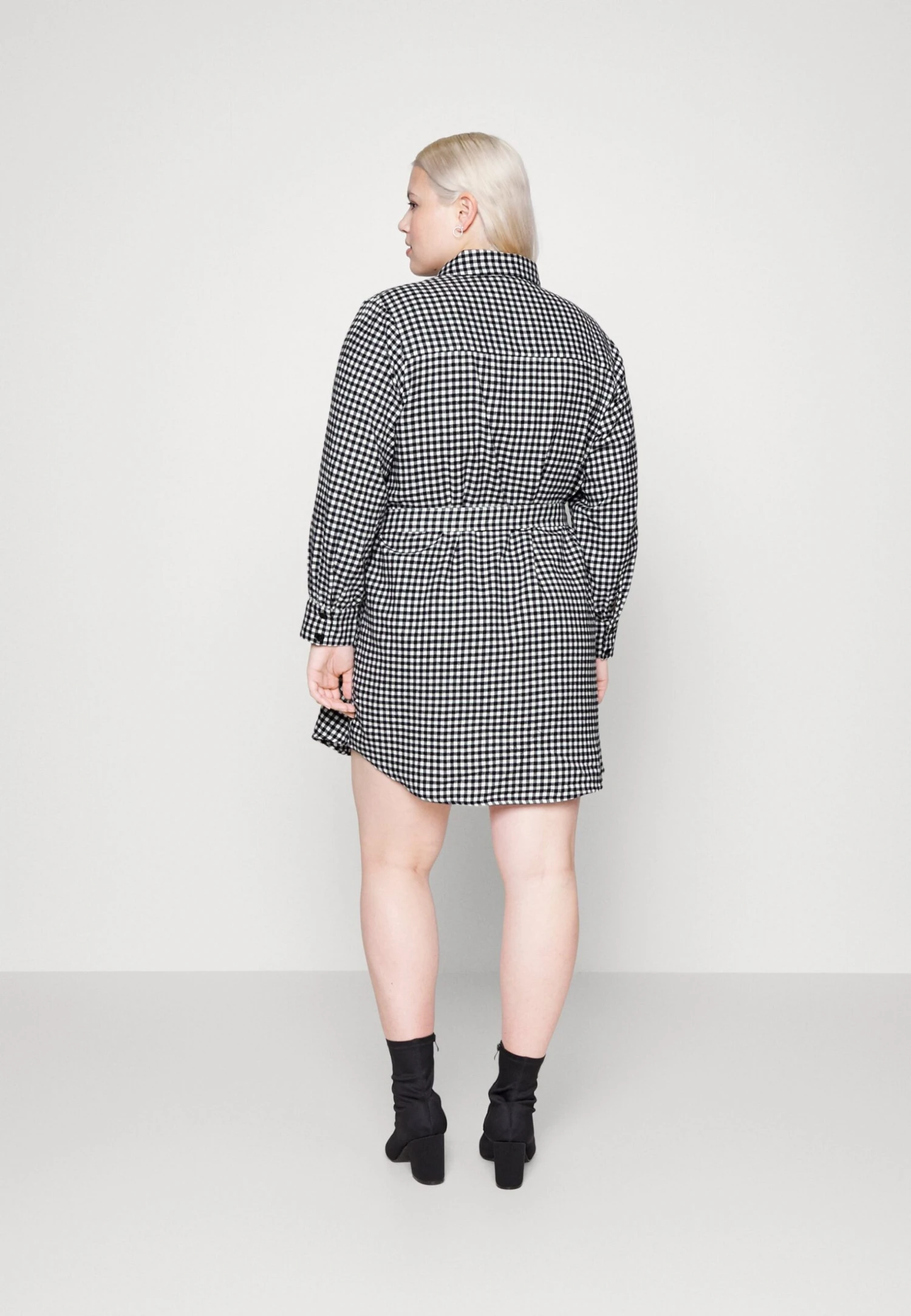 Nmerik Shirt Dress Wvn Curve - Day Dress - Black/White 3 Nmerik Shirt Dress Wvn Curve - Day Dress - Black/White - Image 3