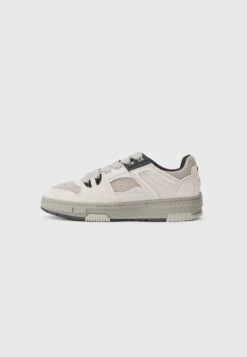 Hugo YARROW - Trainers - Open Beige -Modern Classic Shoes Store 1089f7b085f54281902310fb5bcee0e6