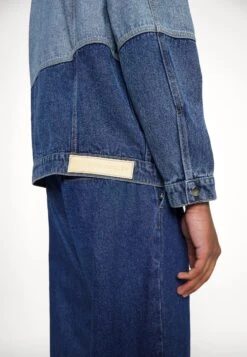 Washed Trucker - Denim Jacket - Blue 13 Washed Trucker - Denim Jacket - Blue -Modern Classic Shoes Store 10ba7ff52b354e668693063abd8242fd