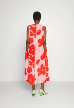Marimekko Migot Kevättalkoot Cupro Dress - Day Dress -Modern Classic Shoes Store 1421dce0239e47ba8f7bde1138cc2a26