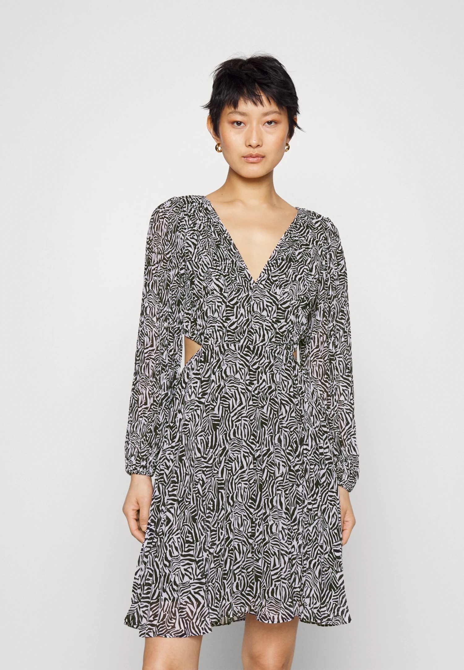 MICHAEL Michael Kors Faceted Zebra Cutout - Day Dress - Black/White 1 MICHAEL Michael Kors Faceted Zebra Cutout - Day Dress - Black/White