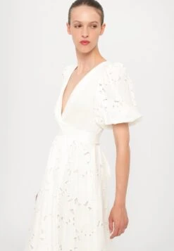 DIANE VON FURSTENBERG DELILAH DRESS - Day Dress - White 11 DIANE VON FURSTENBERG DELILAH DRESS - Day Dress - White -Modern Classic Shoes Store 1c0ebab6948740b4b47a0ed12b6618c8