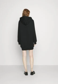 MOSCHINO Seasonal Teddy Bear - Day Dress -Modern Classic Shoes Store 1cd8f5e794bb41039cbc42cdf57919c5