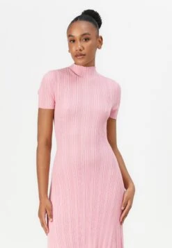 Hugo SAREPLYK - Jumper Dress - Bright Pink -Modern Classic Shoes Store 218995051a5a49c5b36bfa2572a61aa5