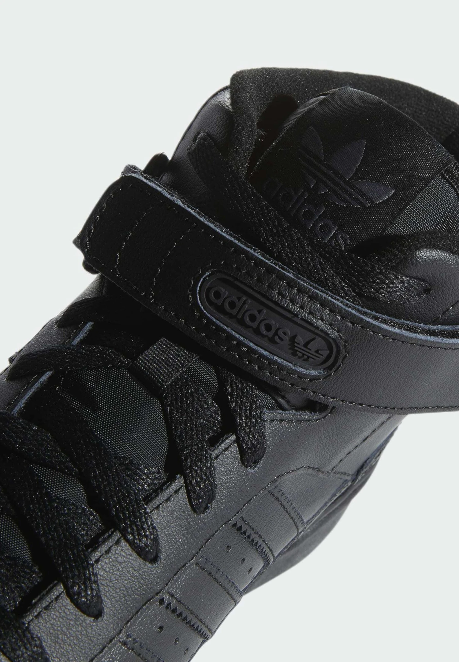 Adidas Originals Forum Mid Unisex - High-Top Trainers - Core Black/Core Black/Core Black 7 Adidas Originals Forum Mid Unisex - High-Top Trainers - Core Black/Core Black/Core Black - Image 7