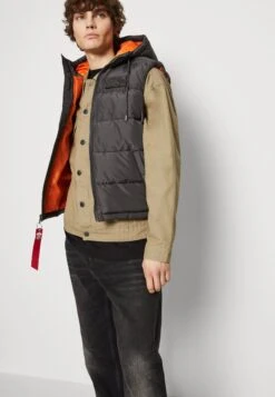 Alpha Industries Hooded Puffer Vest - Waistcoat - Grey Black 9 Alpha Industries Hooded Puffer Vest - Waistcoat - Grey Black -Modern Classic Shoes Store 226913a66016407ebd2f64e83f8557c3
