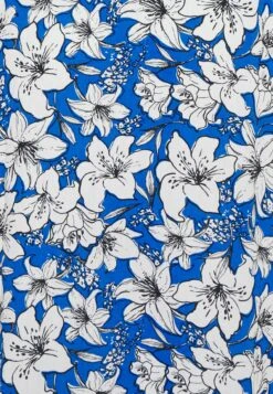 Oncfrederikke V Neck Belt Dress - Shirt Dress -Modern Classic Shoes Store 22ecc2fe69064269a8a0c3d424e8d9e0