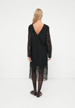 Selected Femme SLFMIBELLE REGULAR SHORT LACE DRESS - Cocktail Dress / Party Dress - Black -Modern Classic Shoes Store 235364058dd74c0c8313846e2ed9e15b