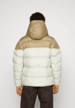 Nike Sportswear Winter Jacket - Khaki/Light Bone/Sail 10 Nike Sportswear Winter Jacket - Khaki/Light Bone/Sail -Modern Classic Shoes Store 259098a1de7747a4a0ff5138e22af229