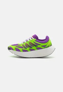 Adidas Originals ADIZERO ARUKU - Trainers - Active Purple/solar Green/silver Metallic