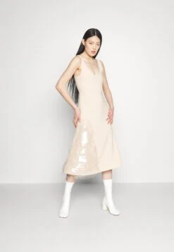 A.W.A.K.E. Mode Fitted Tank Dress - Cocktail Dress / Party Dress - Beige 10 A.W.A.K.E. Mode Fitted Tank Dress - Cocktail Dress / Party Dress - Beige -Modern Classic Shoes Store 29d0038dba20482a8cd11fef9588fe73