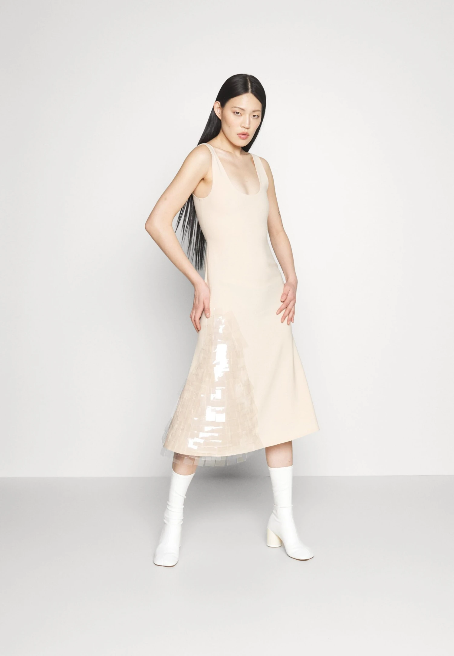 A.W.A.K.E. Mode Fitted Tank Dress - Cocktail Dress / Party Dress - Beige 4 A.W.A.K.E. Mode Fitted Tank Dress - Cocktail Dress / Party Dress - Beige - Image 4