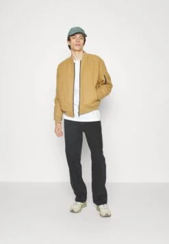 Calvin Klein Blend Hero - Bomber Jacket - Caramel -Modern Classic Shoes Store 2a1bded577354c78aef01d78a319c3a2