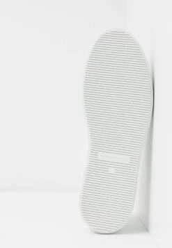 Tiger Of Sweden SALAS - Trainers - White 11 Tiger Of Sweden SALAS - Trainers - White -Modern Classic Shoes Store 2a39f53093b64b8584673674cc291329