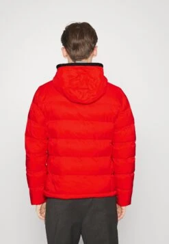 PEUTEREY Tulu - Winter Jacket - Rosso -Modern Classic Shoes Store 2bd924d713ce4382a2fc3f73aeca0f44