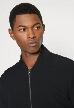 J.Lindeberg Thom - Bomber Jacket - Black -Modern Classic Shoes Store 2d4fe7f5cfa64d22b7fab2e030b30b45