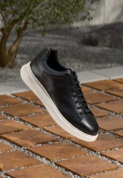 Boss BULTON RUNN - Trainers - Black