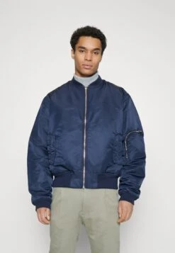 Holzweiler Jacket - Bomber Jacket - Navy
