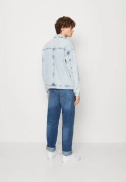 Only & Sons Onsrick Jacket - Denim Jacket - Light Blue Denim -Modern Classic Shoes Store 2f8a74f2cfd7497cb7448b8543a0233e