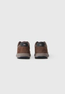 Boss TITANIUM RUNN - Trainers - Dark Brown -Modern Classic Shoes Store 2fe82ef1d9f24884a49edfc5c2afa00b