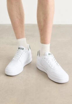 Lacoste L001 SET 224 - Trainers - Noir/blanc 14 Lacoste L001 SET 224 - Trainers - Noir/blanc -Modern Classic Shoes Store 32ae96701ebc434c887d23108f4ad434