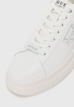 Guess ELBAN - Trainers - White -Modern Classic Shoes Store 34cf09ed44544e01bbc225e3719ee771