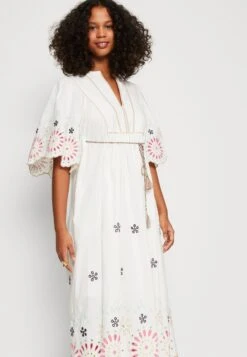 Scotch & Soda Broderie Dress - Day Dress - Vanilla White 9 Scotch & Soda Broderie Dress - Day Dress - Vanilla White -Modern Classic Shoes Store 3570c8c185ff41a6b16f49d92629e039