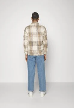 Whiting Overshirt Unisex - Light Jacket - Ecru/Beige 9 Whiting Overshirt Unisex - Light Jacket - Ecru/Beige -Modern Classic Shoes Store 35afb73ef5e74cbda7b3a26381199ca7