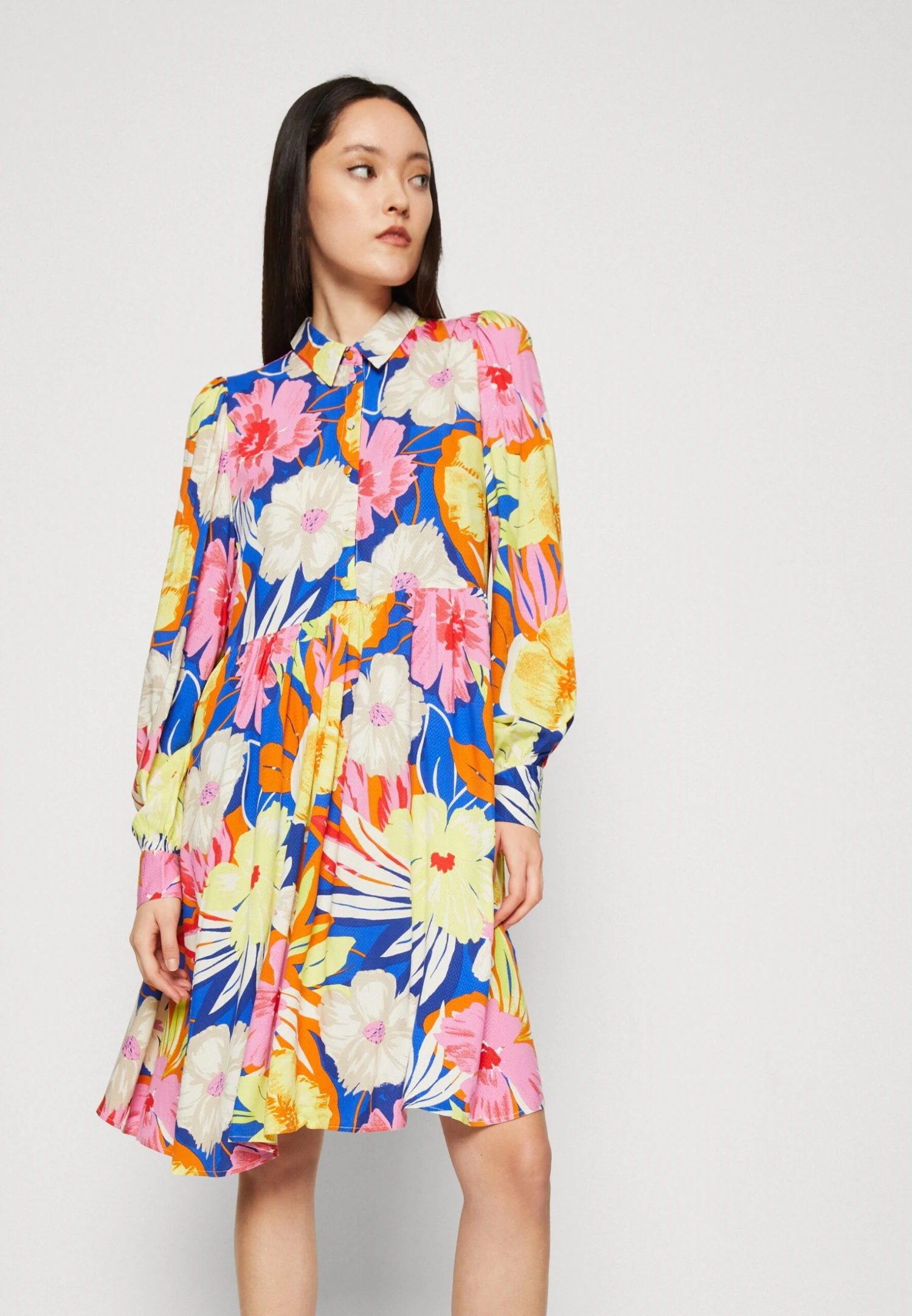 Yassimuna Short Dress - Shirt Dress 4 Yassimuna Short Dress - Shirt Dress - Image 4