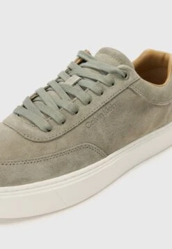 Calvin Klein CLEAN CUP - Trainers - Smokey Olive/bright White -Modern Classic Shoes Store 384080d8c8284180af6d1aa4db0f681d