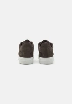 Selected Homme David Chunky Clean- Trainers - Dark Brown -Modern Classic Shoes Store 38e2a94b6cf341f6961931623f0a9eed