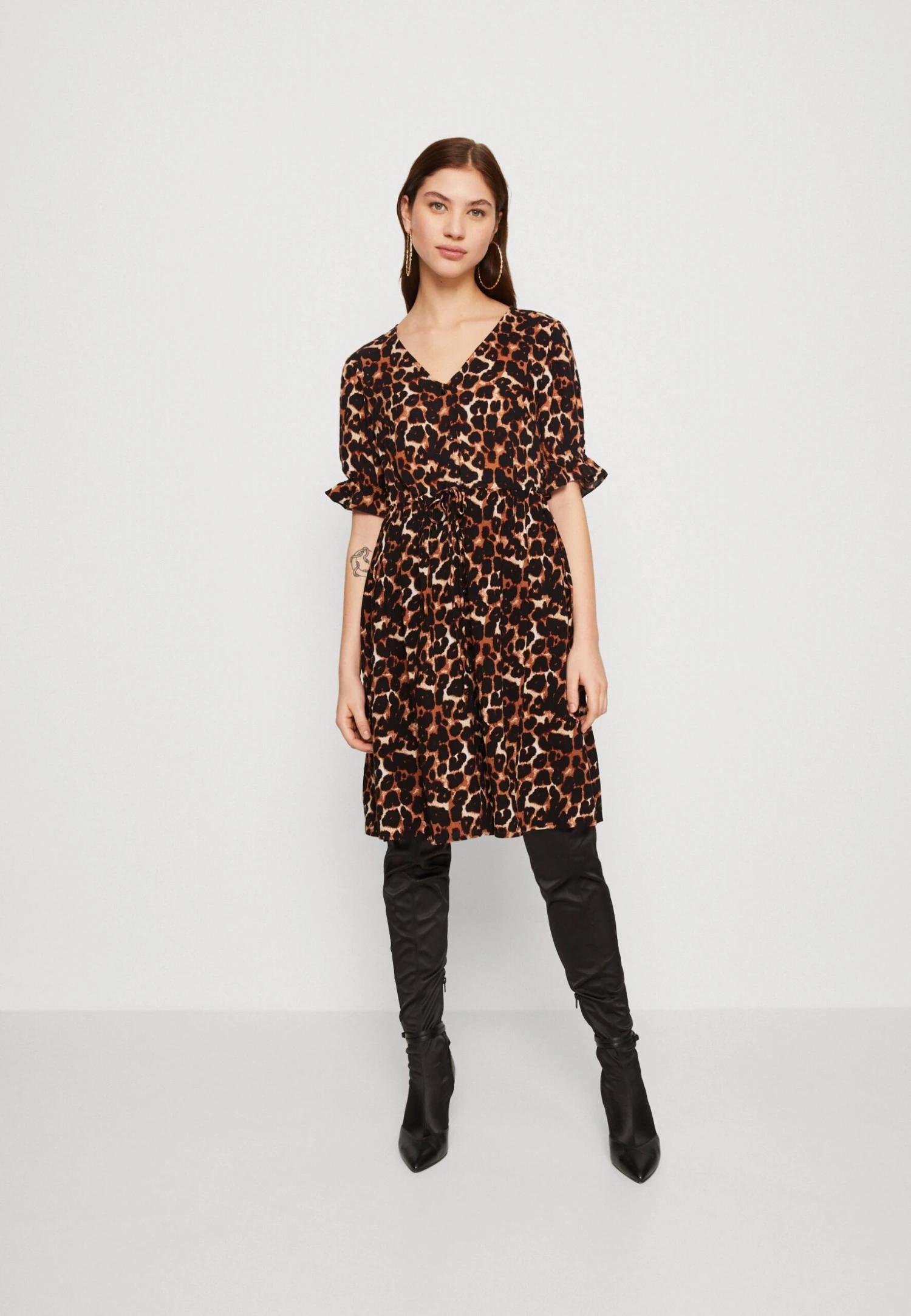 Pieces Pccarla Dress - Shirt Dress - Silver Mink 1 Pieces Pccarla Dress - Shirt Dress - Silver Mink