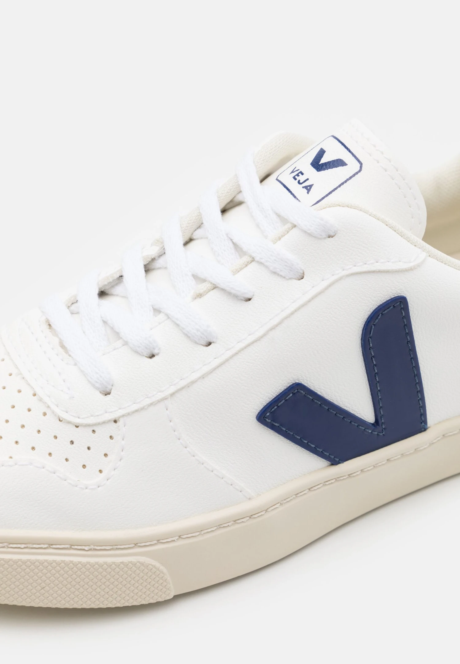 Veja Small V-10 Laces Unisex - Trainers - White/Cobalt/Pekin 6 Veja Small V-10 Laces Unisex - Trainers - White/Cobalt/Pekin - Image 6