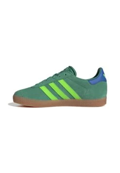 Adidas Originals GAZELLE KIDS - Trainers - Semi Court Green Solar Green Bluebird -Modern Classic Shoes Store 3ac28dadee9643ef8289451f854e6c52
