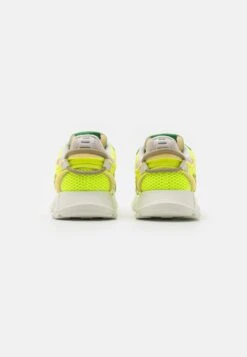 Lacoste Neo - Trainers - Yellow/Off-White 8 Lacoste Neo - Trainers - Yellow/Off-White -Modern Classic Shoes Store 3cf4349e39414b43b30ce56f9882b5e1