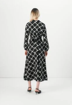 Vero Moda VMGINAS BETINE SHIRT DRESS WVN - Shirt Dress - Black -Modern Classic Shoes Store 3d769e2986e044e6948a86067e48ba4b