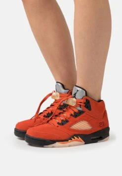 Wmns Air Jordan 5 Retro - High-Top Trainers - Martian Sunrise/Black/Firedred