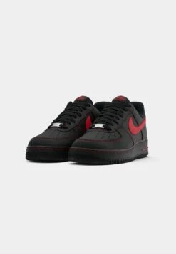 Nike Sportswear AIR FORCE 1 - Trainers - Black/university Red 14 Nike Sportswear AIR FORCE 1 - Trainers - Black/university Red -Modern Classic Shoes Store 3e5a1191b367445694119d04cec2bb63