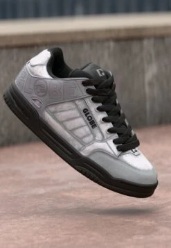 Globe TILT - Skate Shoes - Onyx -Modern Classic Shoes Store 419cef0787e34ccb88eaf1105f8f8927 1